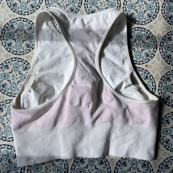 Ebb to Train *sun Lululemon Sports Bra size 8 white and pink high neck - Picture 7 of 14